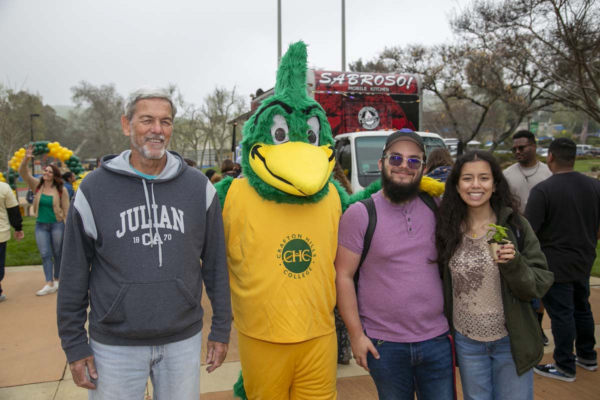 CHC students attend Thrive Fest.