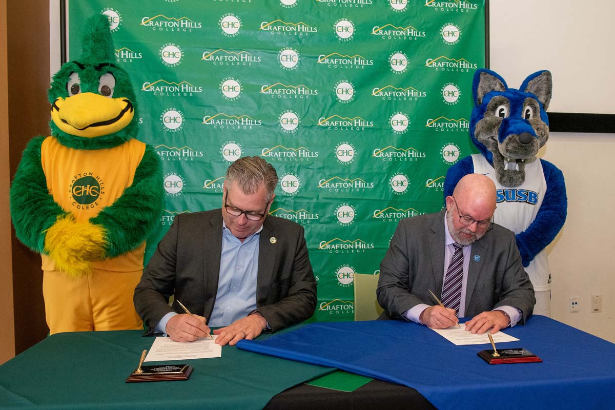 Mascots at the CSUSB CHC Coyotes on the Horizon MOU Signing Ceremony.
