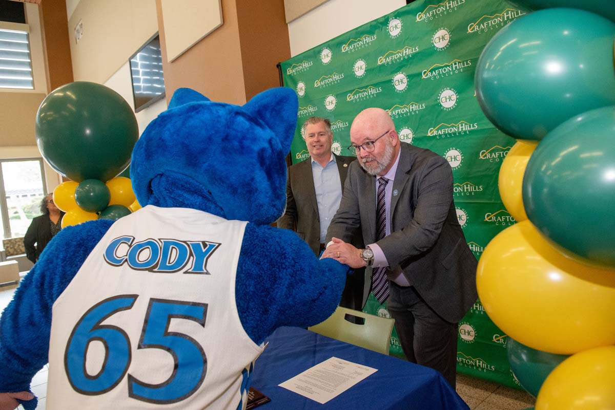 Mascots at the CSUSB CHC Coyotes on the Horizon MOU Signing Ceremony.