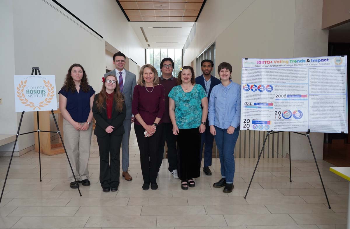 Students present their research at CHC Honors Conference.