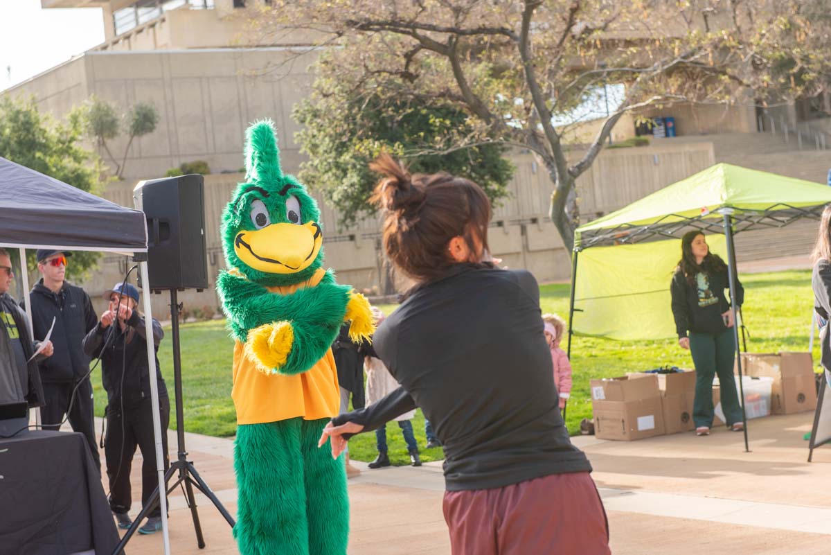 This is a sample image caption.