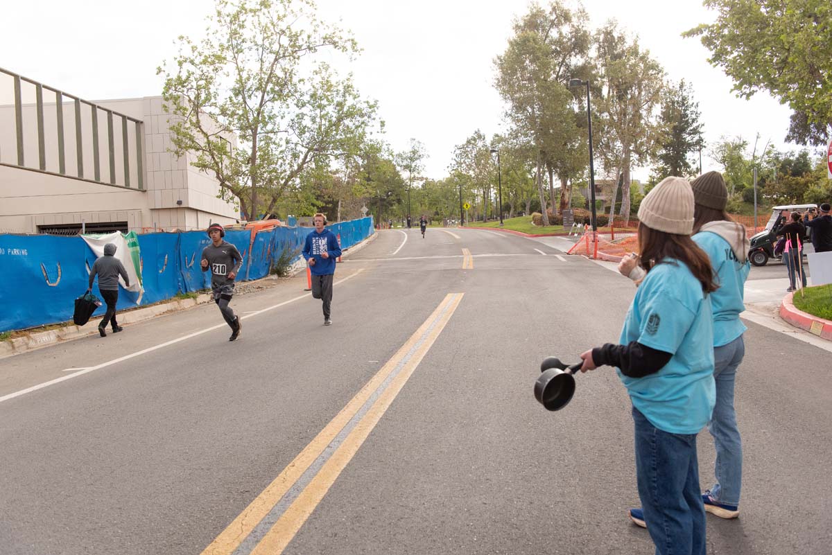 This is a sample image caption.