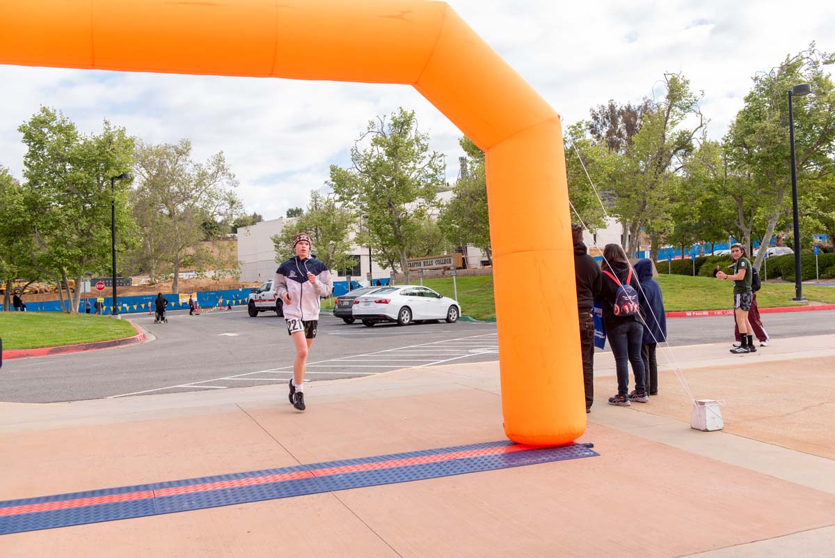 This is a sample image caption.