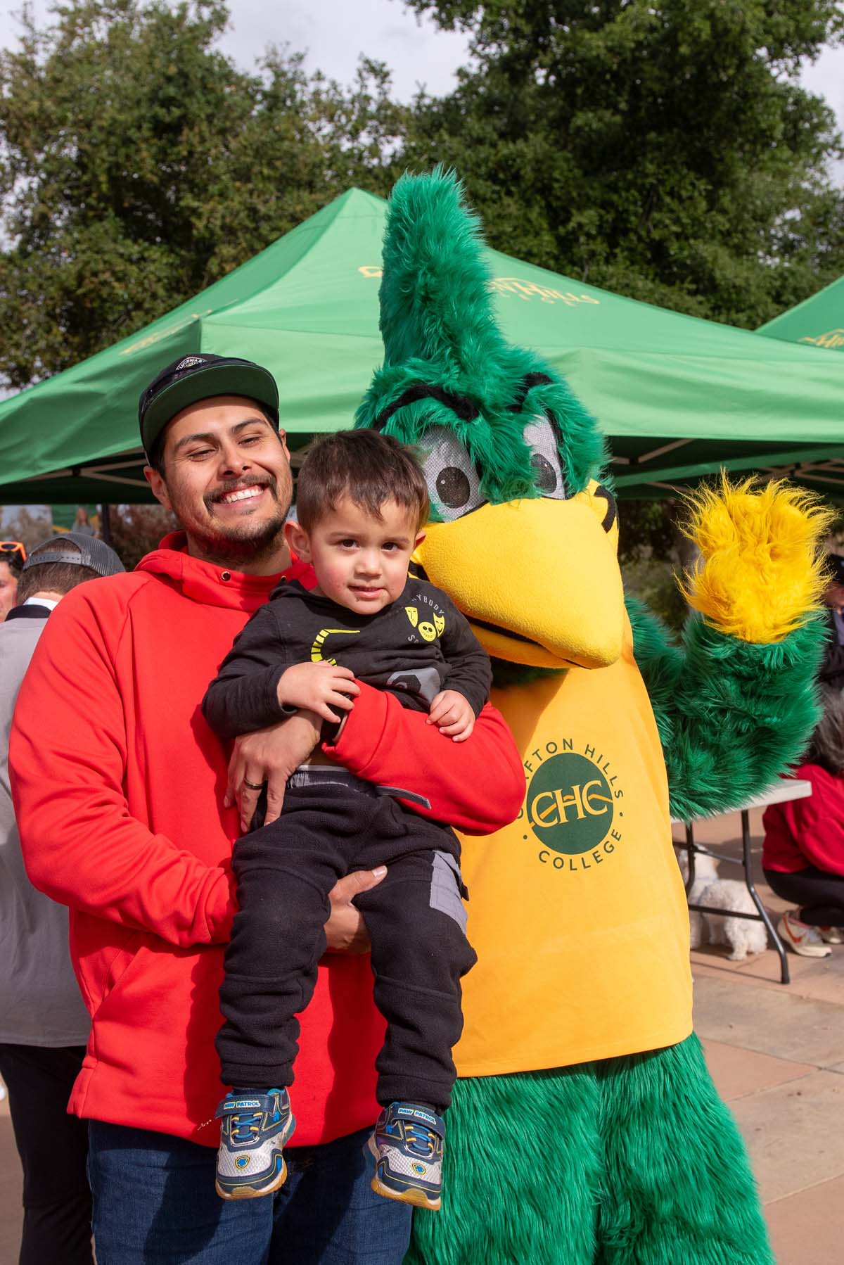 This is a sample image caption.