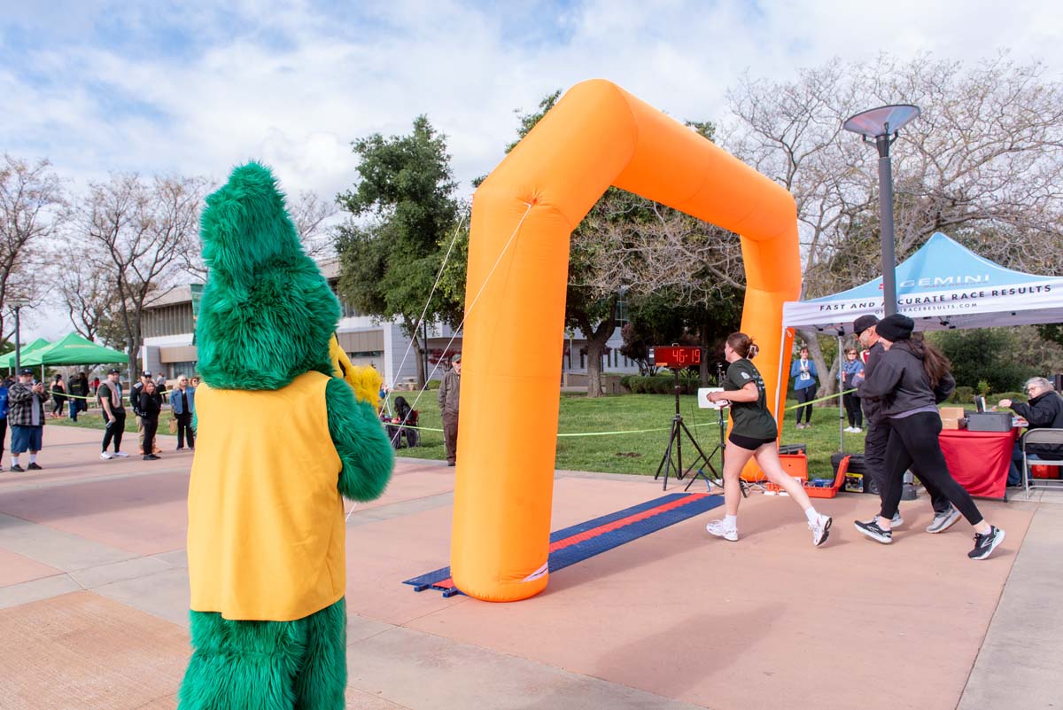 This is a sample image caption.