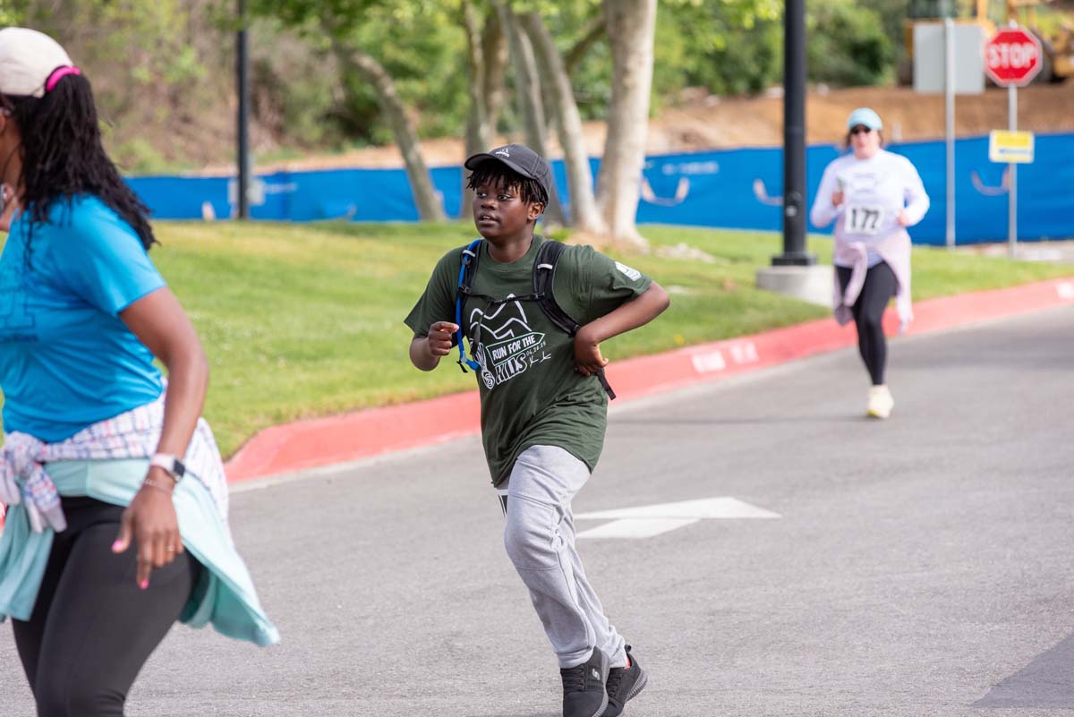 This is a sample image caption.