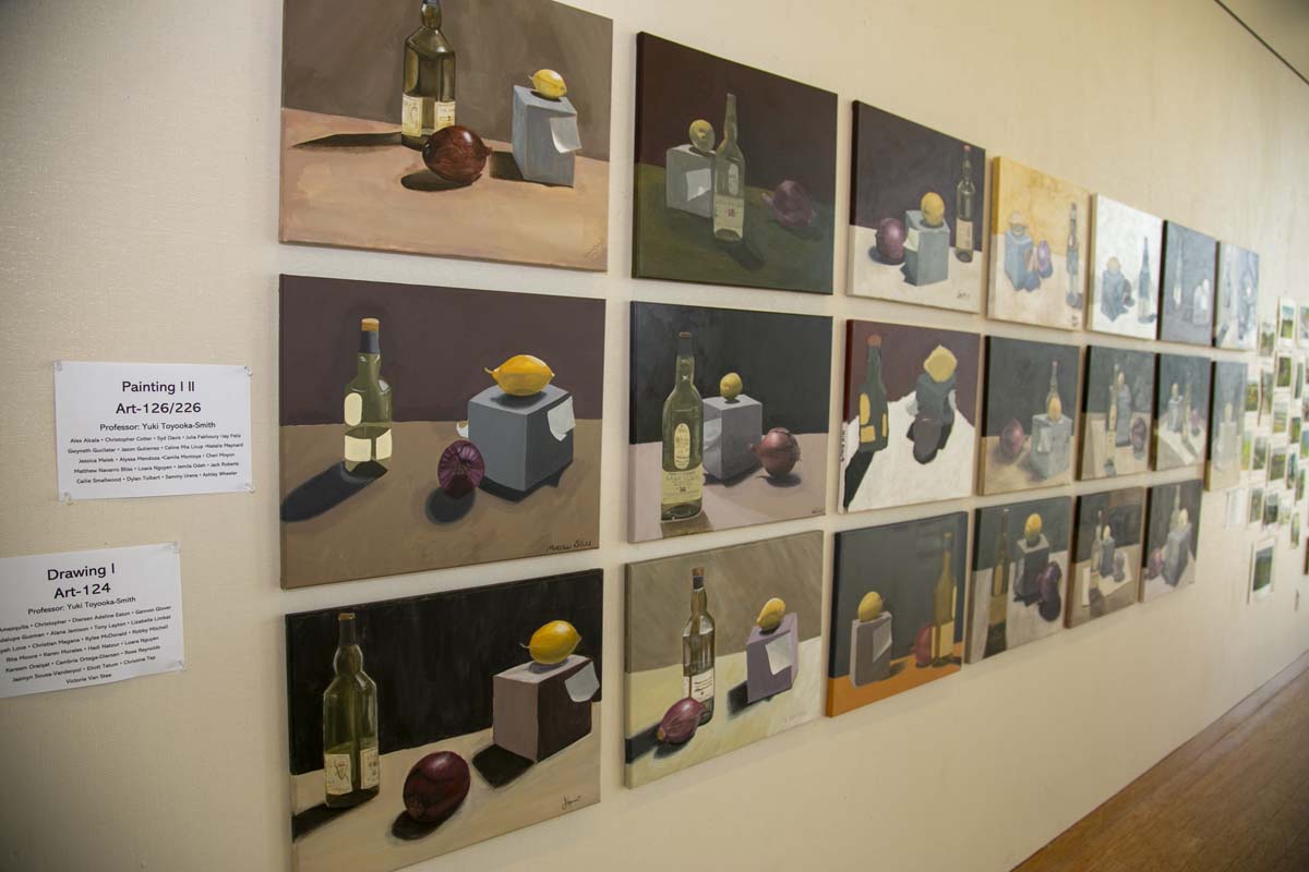 This is a sample image caption.