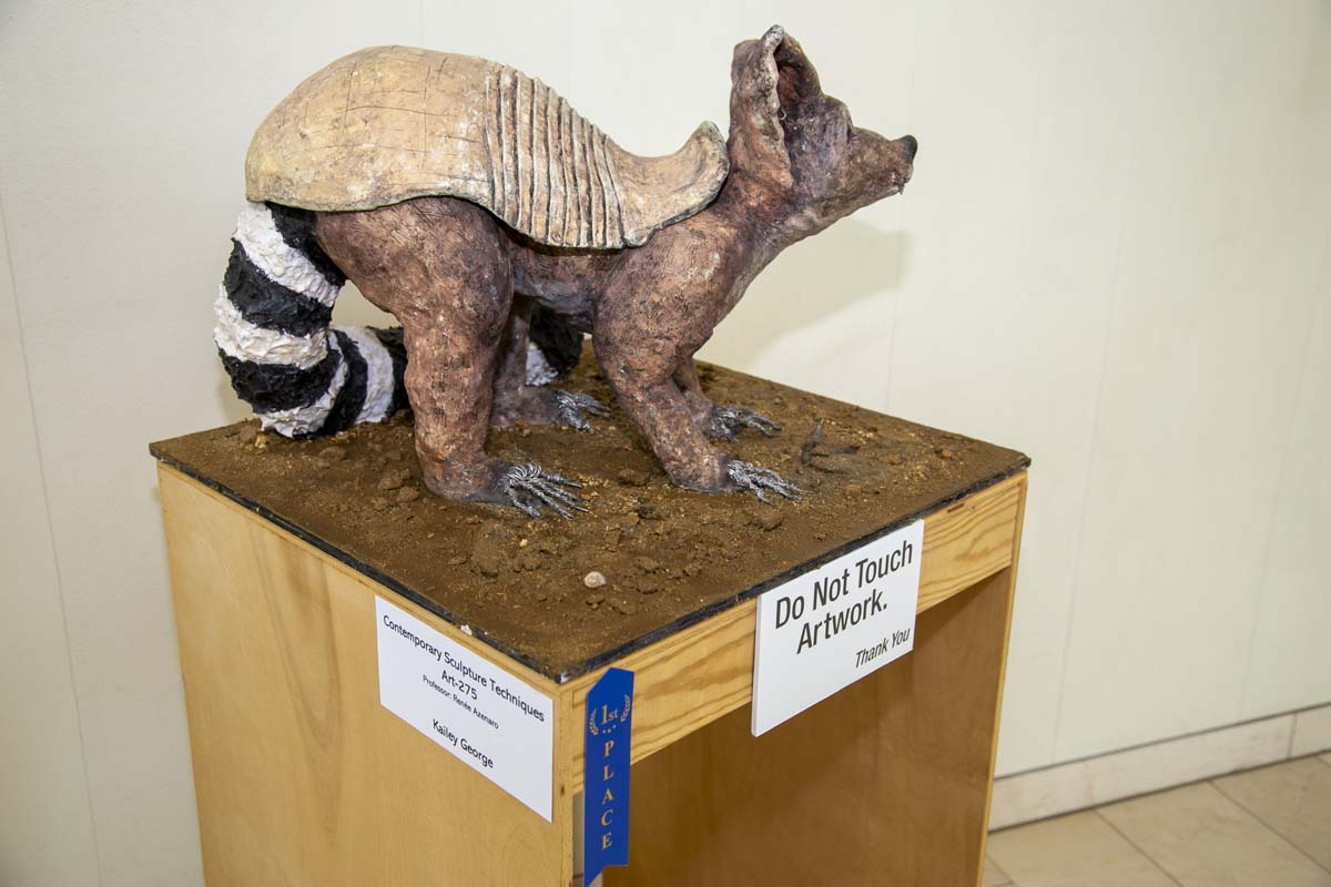 This is a sample image caption.