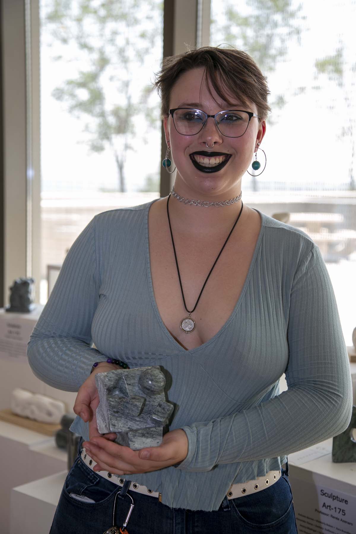 This is a sample image caption.