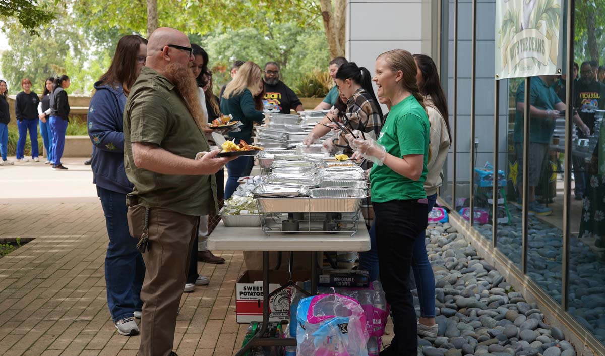 Students attend Dining with the Deans at CHC in honor of the high GPAs.