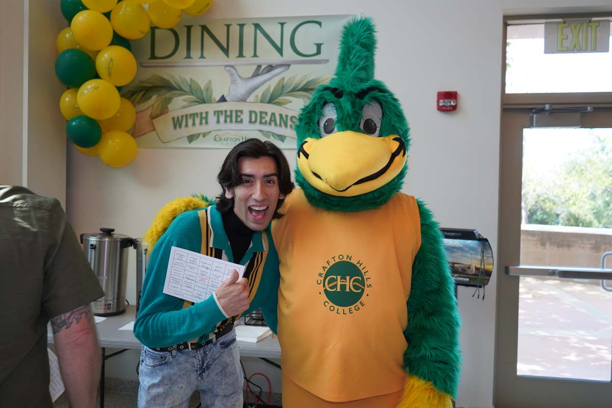 Students attend Dining with the Deans at CHC in honor of the high GPAs.