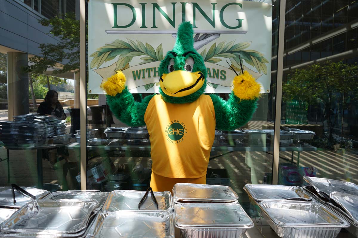 Students attend Dining with the Deans at CHC in honor of the high GPAs.