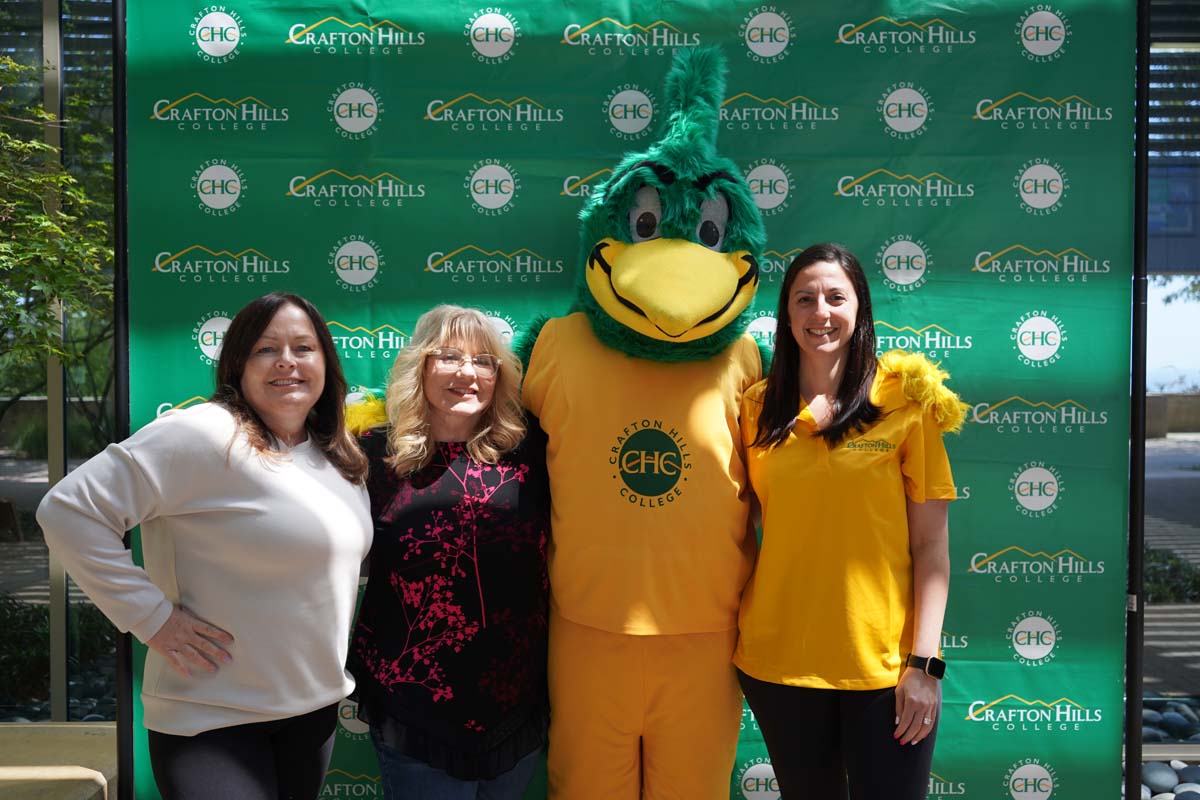 Students attend Dining with the Deans at CHC in honor of the high GPAs.