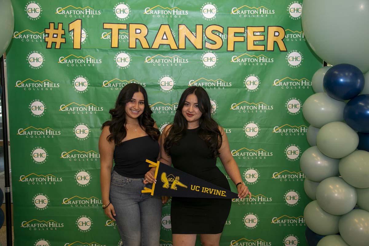 Transfer students atttend a Transfer Celebration at CHC.