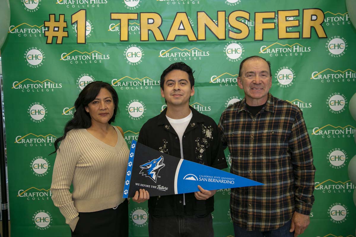 Transfer students atttend a Transfer Celebration at CHC.