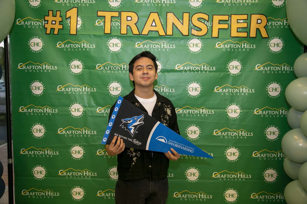 Transfer students atttend a Transfer Celebration at CHC.