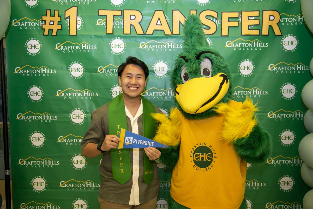 Transfer students atttend a Transfer Celebration at CHC.