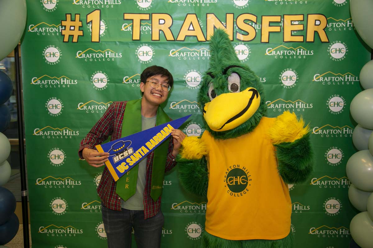 Transfer students atttend a Transfer Celebration at CHC.