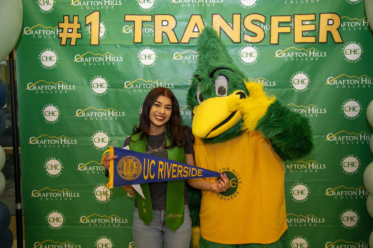 Transfer students atttend a Transfer Celebration at CHC.