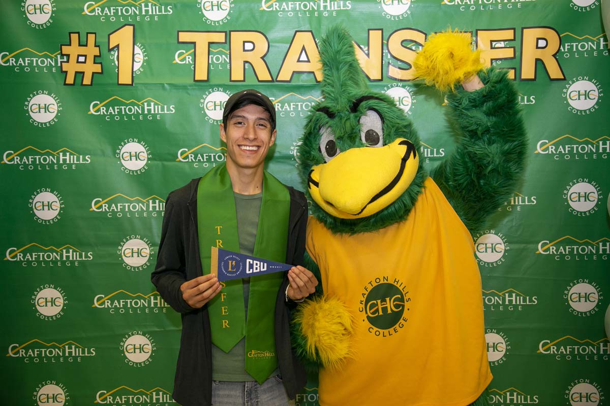 Transfer students atttend a Transfer Celebration at CHC.