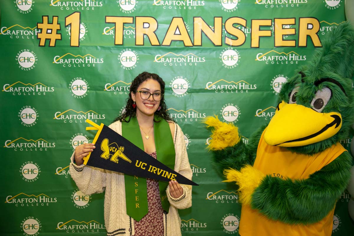 Transfer students atttend a Transfer Celebration at CHC.