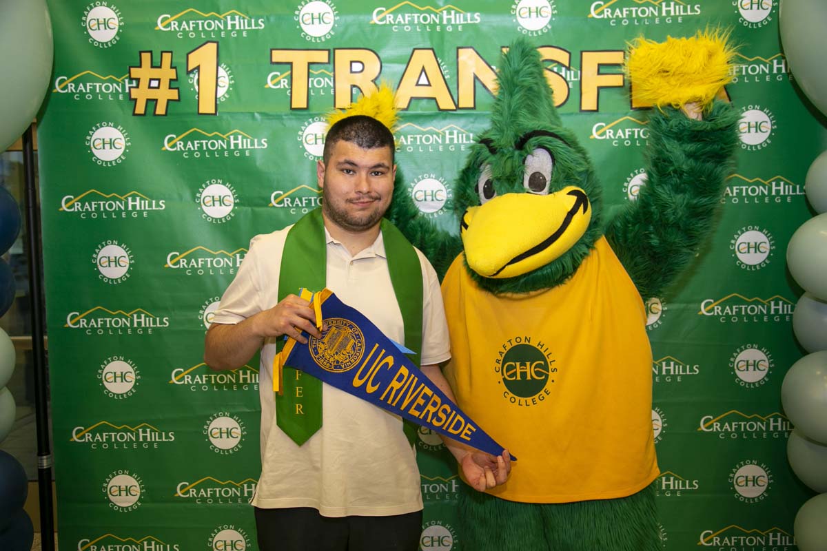 Transfer students atttend a Transfer Celebration at CHC.