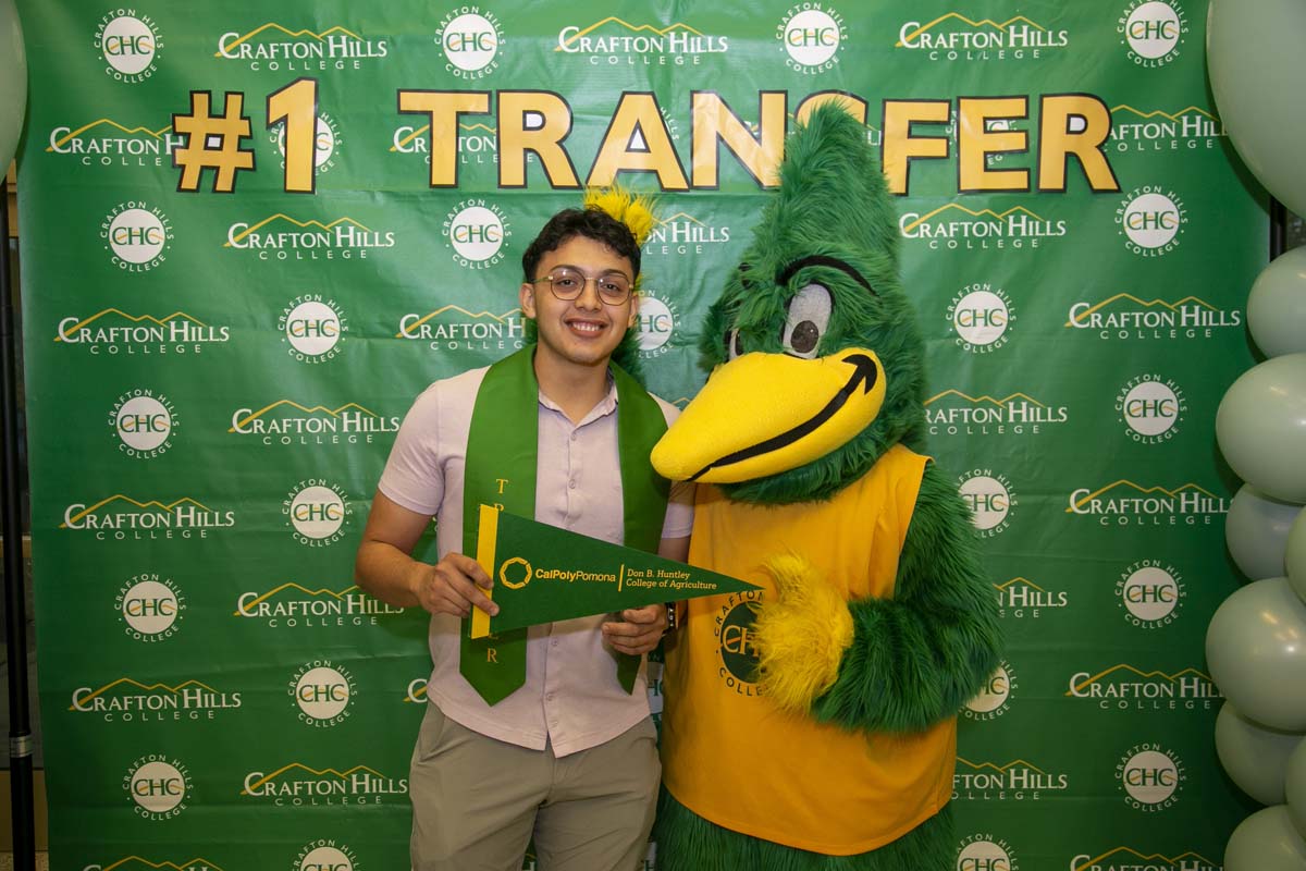 Transfer students atttend a Transfer Celebration at CHC.