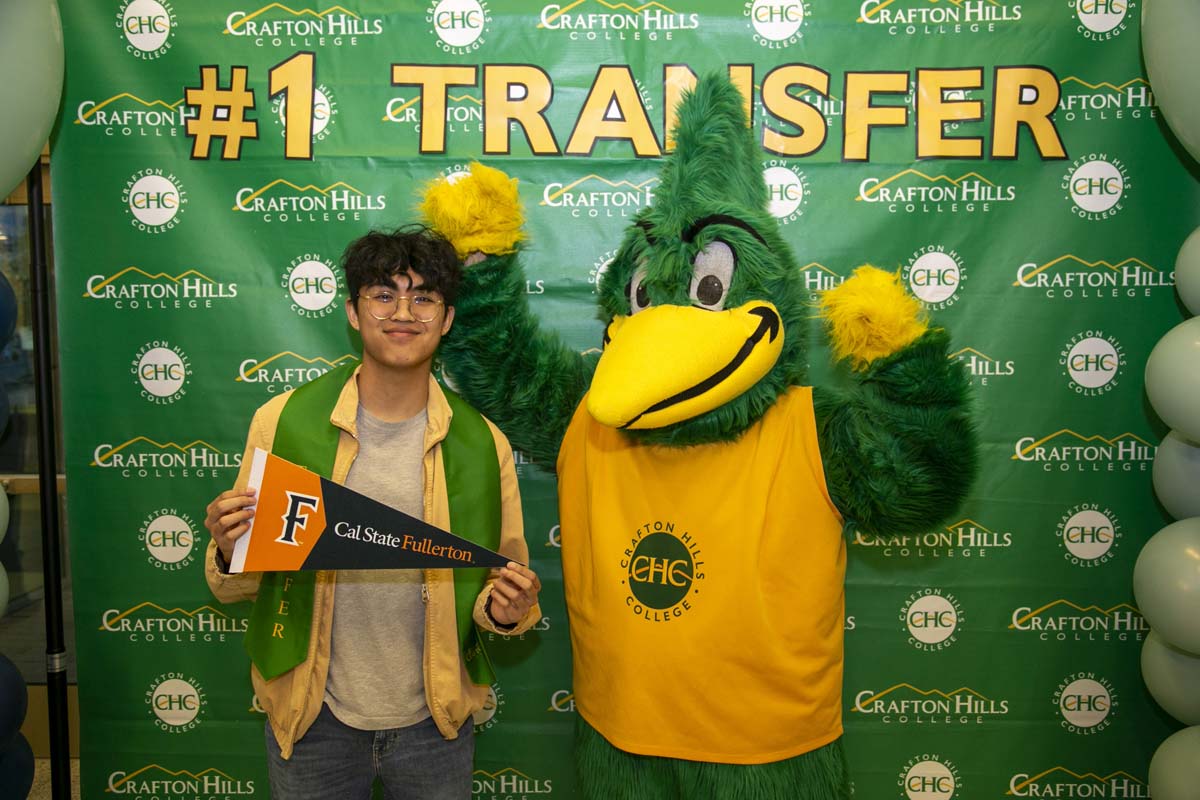 Transfer students atttend a Transfer Celebration at CHC.