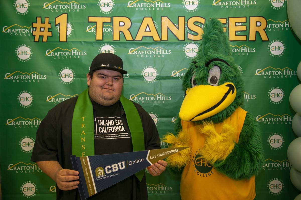 Transfer students atttend a Transfer Celebration at CHC.