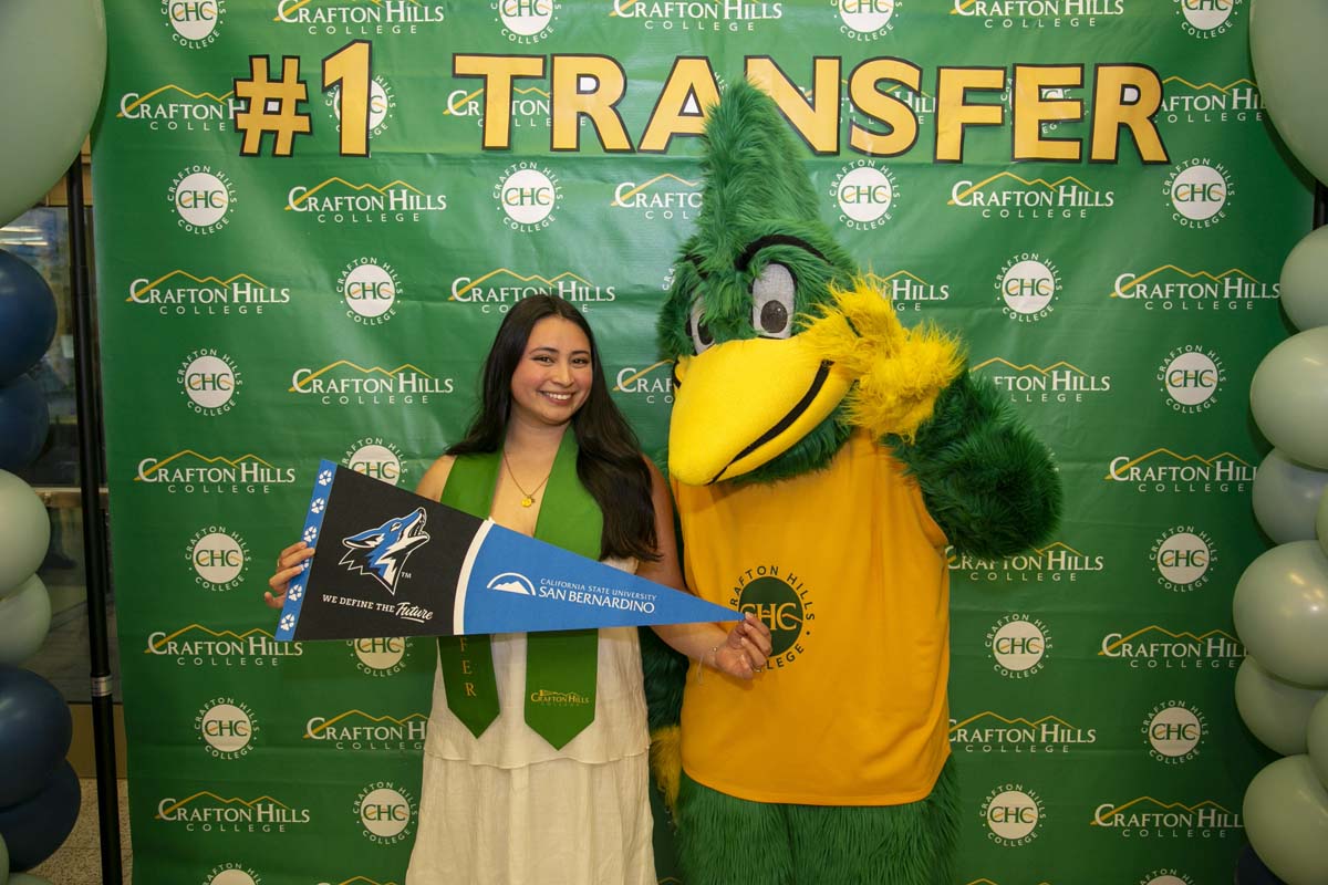 Transfer students atttend a Transfer Celebration at CHC.