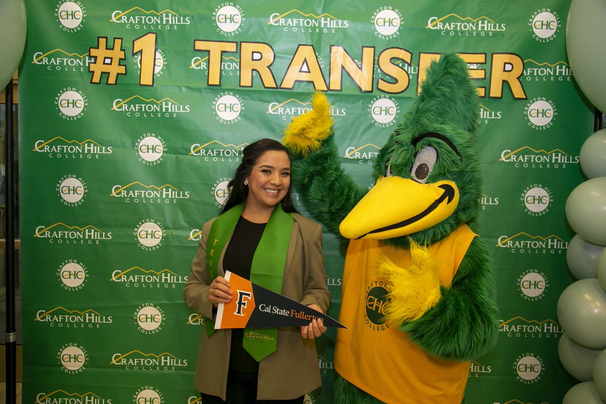 Transfer students atttend a Transfer Celebration at CHC.