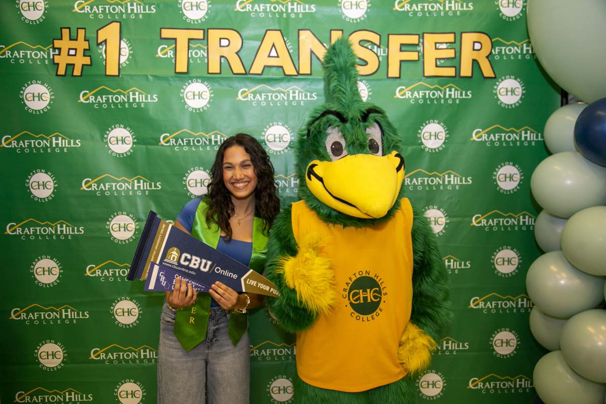 Transfer students atttend a Transfer Celebration at CHC.