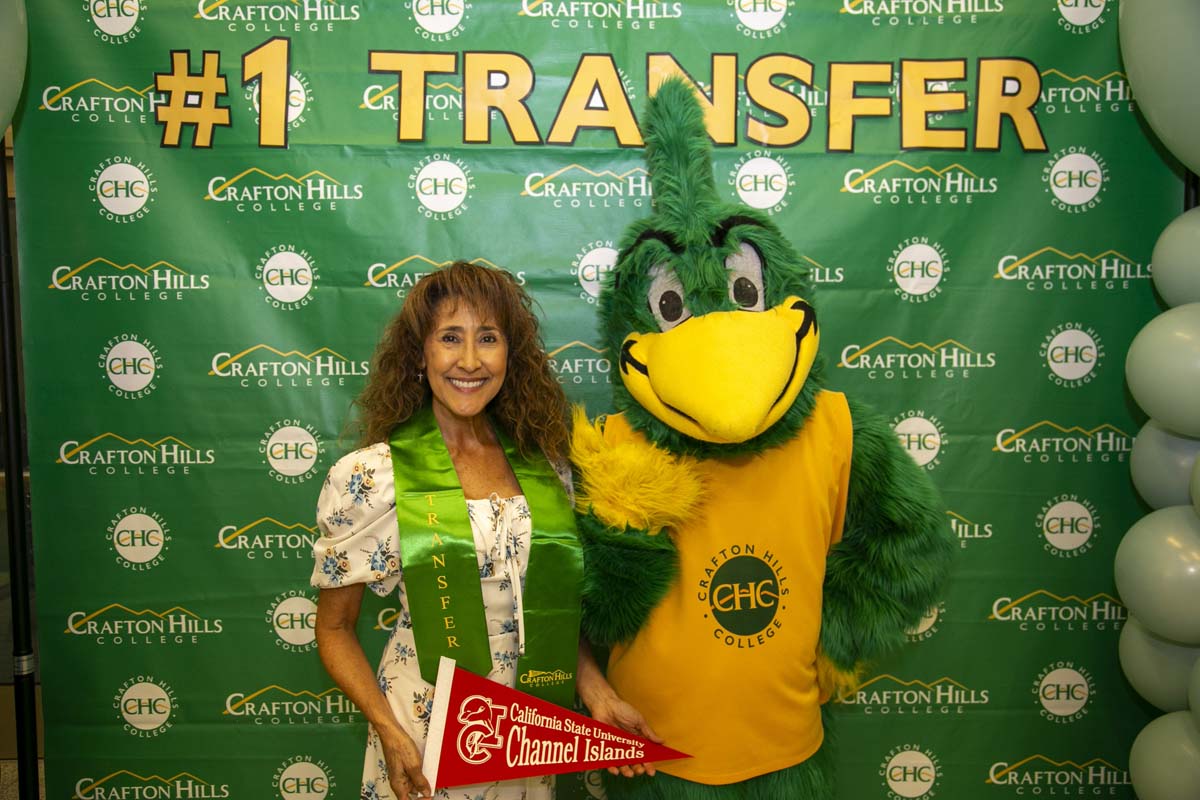 Transfer students atttend a Transfer Celebration at CHC.