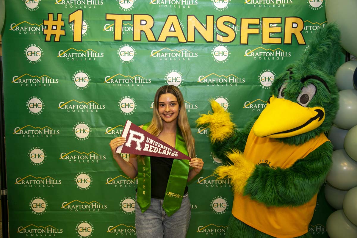 Transfer students atttend a Transfer Celebration at CHC.