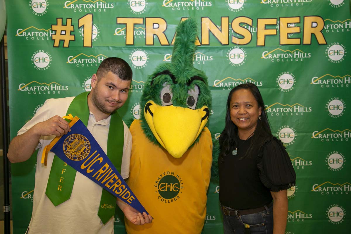 Transfer students atttend a Transfer Celebration at CHC.