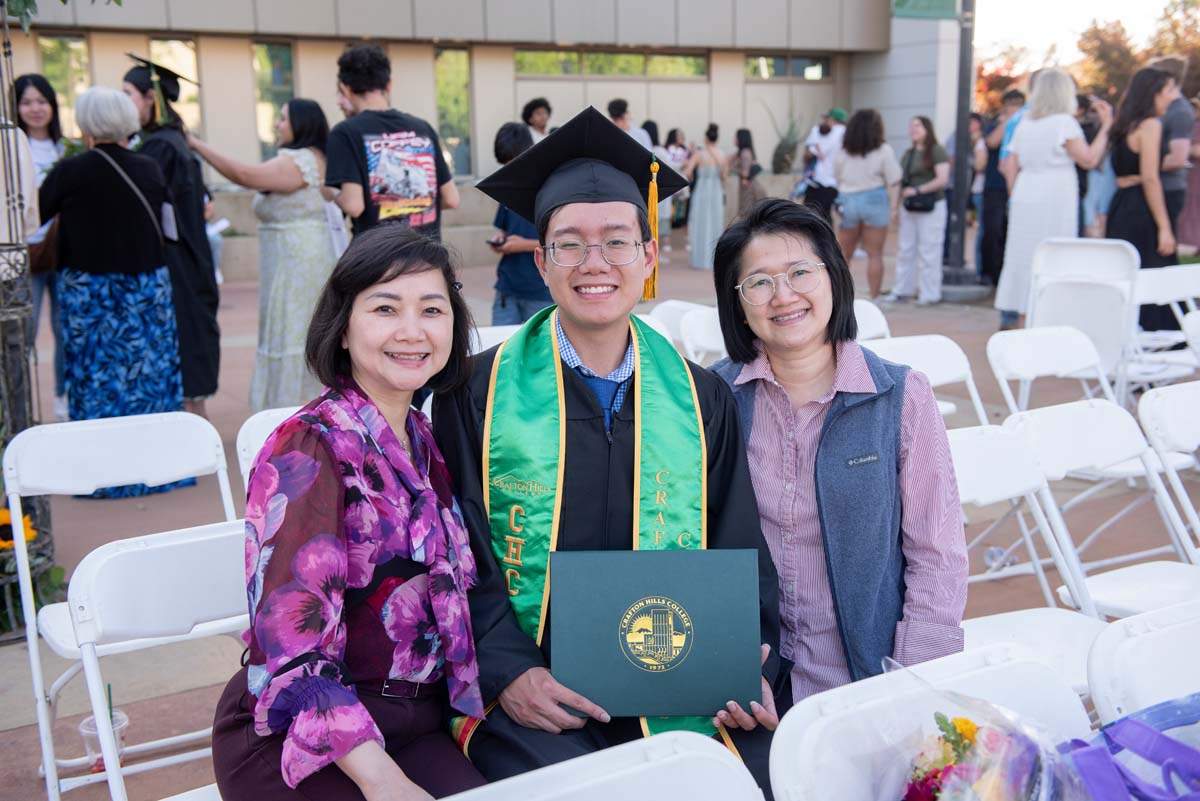 Grad recession at Commencement 2025 and pictures with family members.