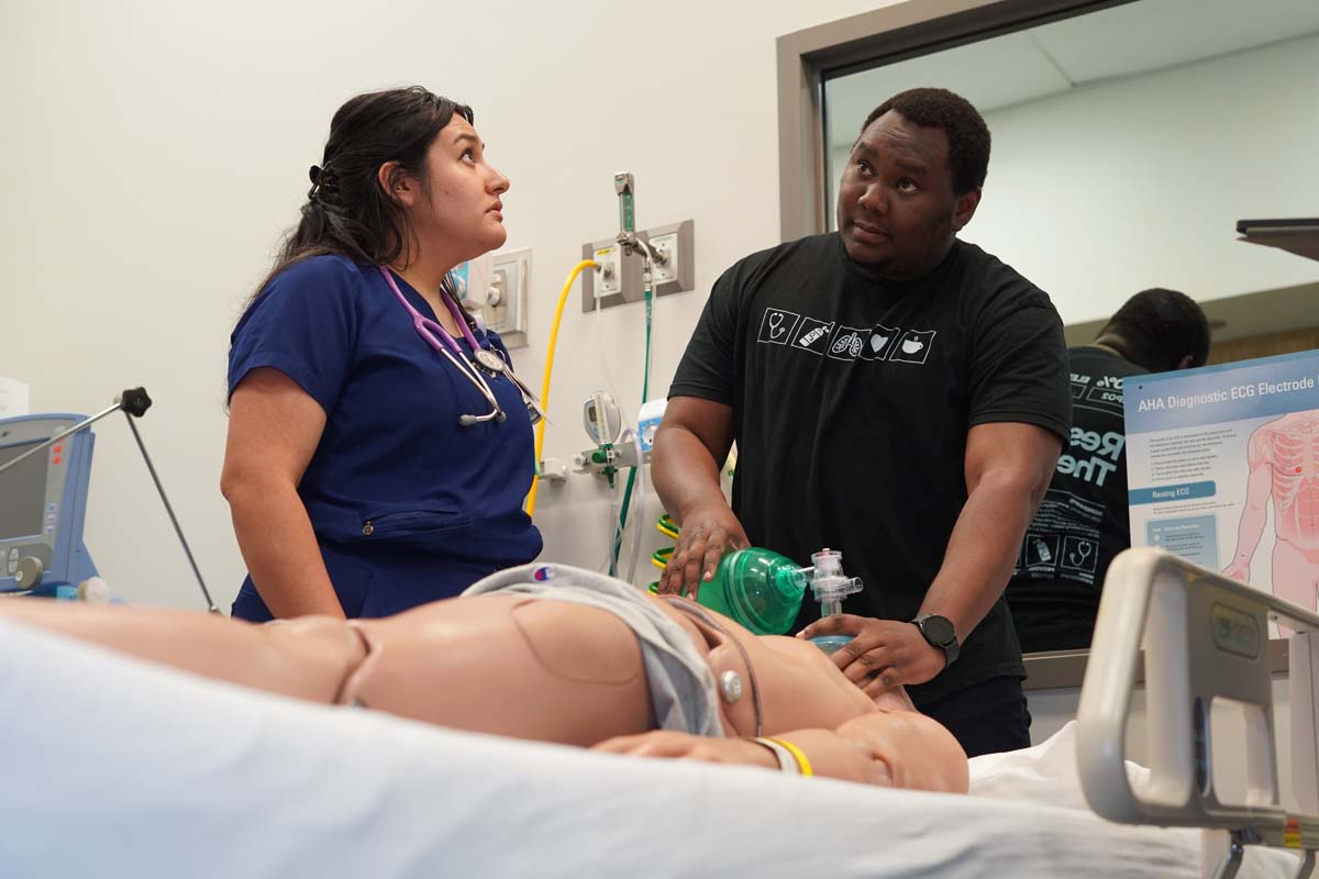 Paramedics with CPR Dummy
