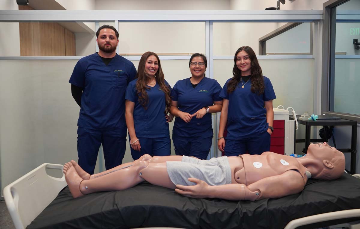 Paramedics with CPR Dummy