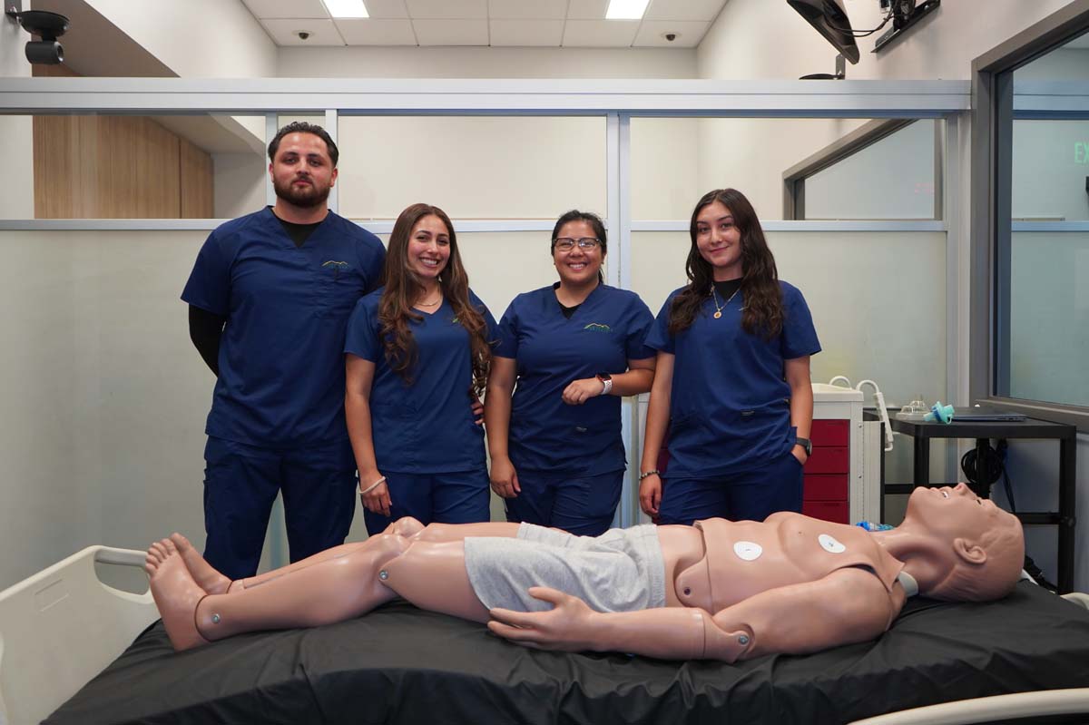 Paramedics with CPR Dummy