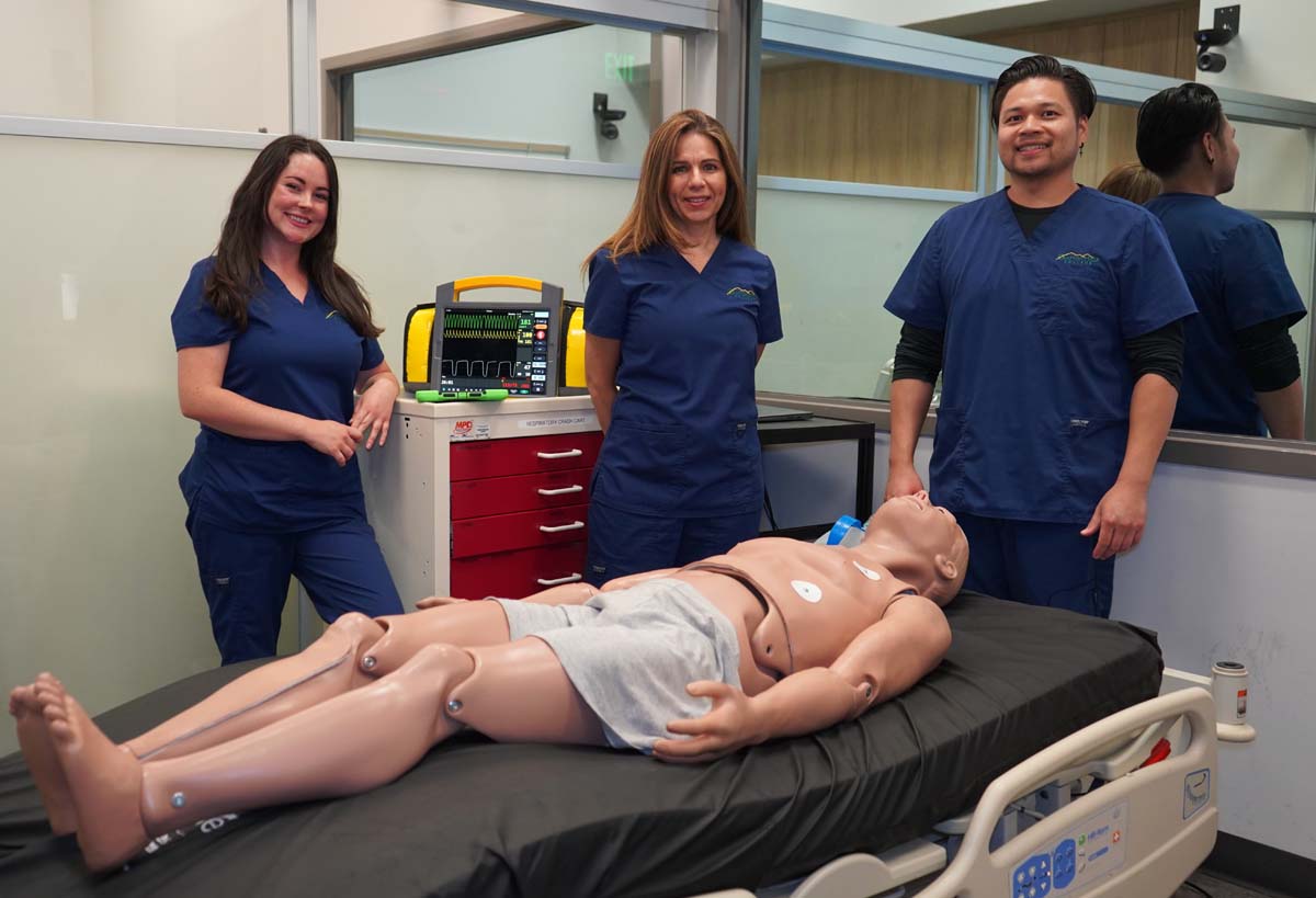 Paramedics with CPR Dummy