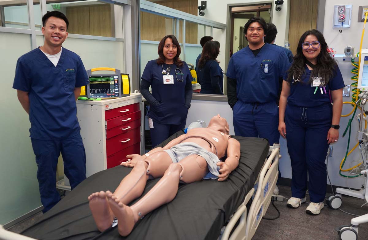 Paramedics with CPR Dummy