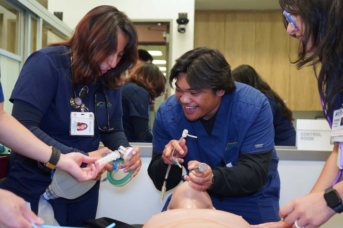 Paramedics with CPR Dummy