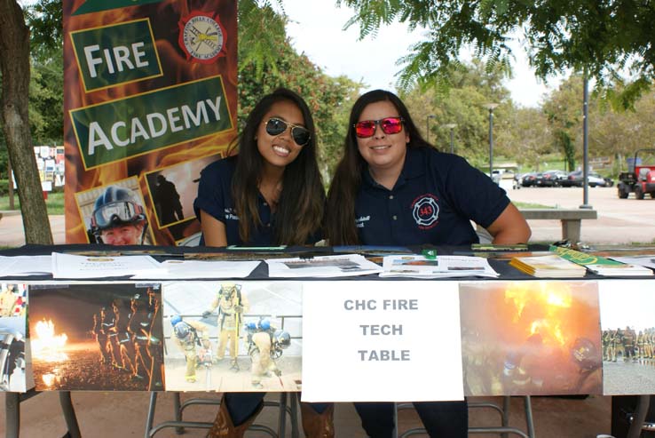 Students at Club Rush event