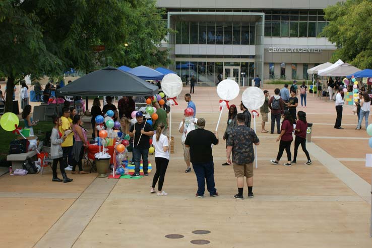 Students at Club Rush event