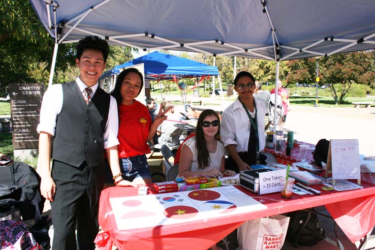 ASL club at Crafton Hills College club rush.