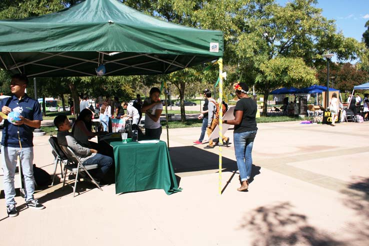 ASL club at Crafton Hills College club rush.