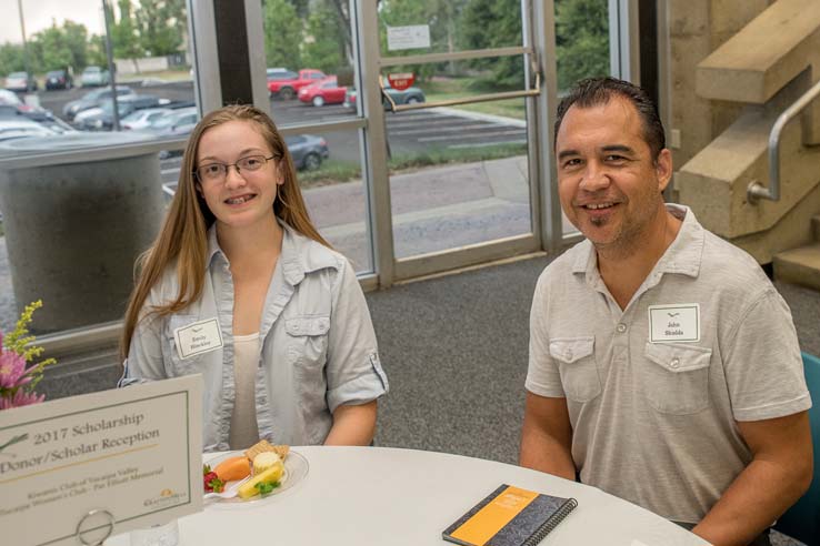 Students and staff attend Donor Scholar event.