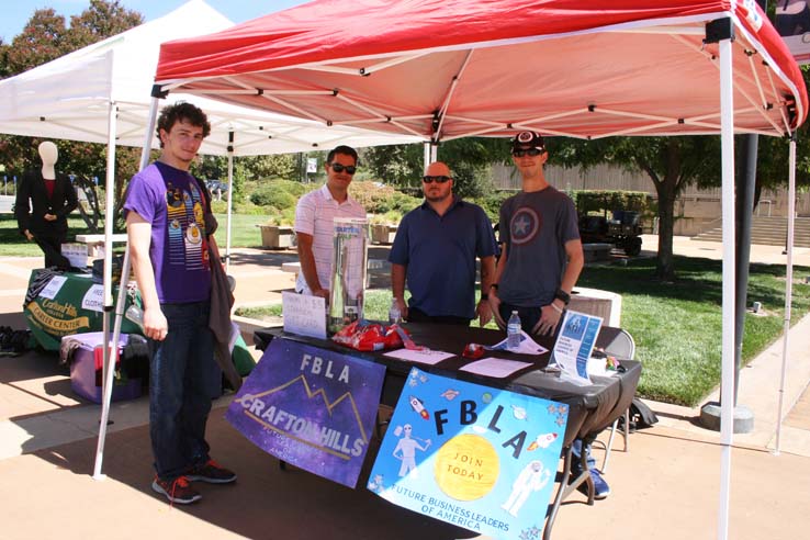 Students enjoying Club Rush.