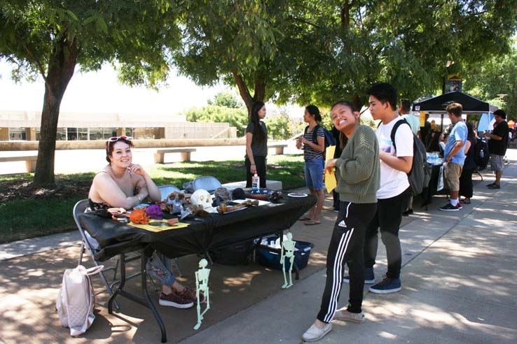 Students enjoying Club Rush.