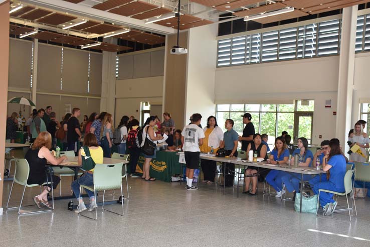 Students enjoying the Roadrunner Rally